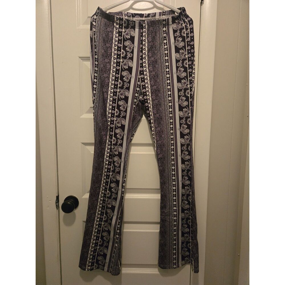 Black, gray, and white print flare leg pants by Shein size L